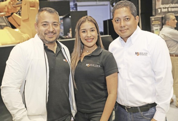 Daniel Morales, Paola Atencio y Acxel Castrellón