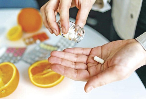Los suplementos alimenticios son productos nutricionales que complementan la dieta habitual de las personas, representan un aliado para la nutrición.