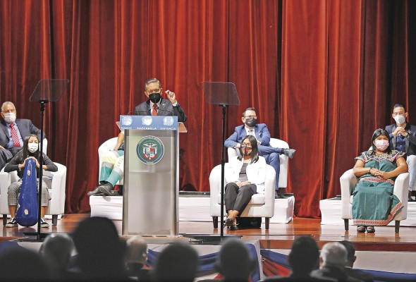 El presidente de la República, Laurentino Cortizo, plantea la participación de todos los sectores sociales.