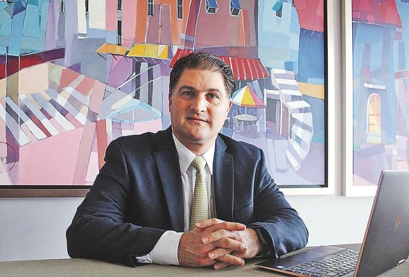 Recientemente fue nombrado “Maestro Latinoamericano de Endocrinología Ginecológica”.
