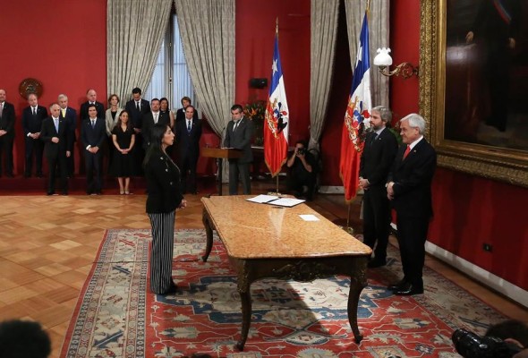 Contra los &quot;abusos&quot; y la desigualdad, Chile protesta