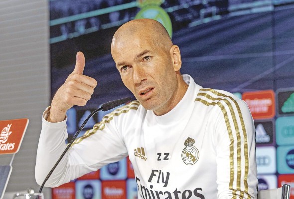 Zinedine Zidane, durante la rueda de prensa.