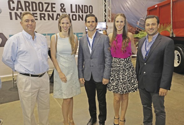 Fouad Moutran, Liz Marie Cardoze, Víctor Cardoze, Ana Cardoze y Jorge Cardoze