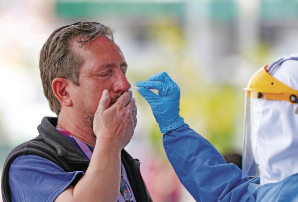 Panamá registra casi 17 mil casos y 321 defunciones por Covid-19.