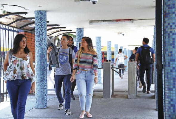 Elegir una carrera implica 'conocernos como individuos, es decir, saber quiénes somos como personas', dicen expertos.