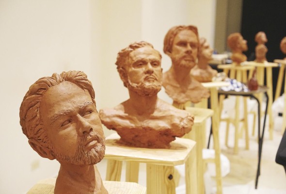 Para la evaluación se tomó en cuenta la estructura anatómica de la pieza, el parecido con el modelo y otros aspectos.