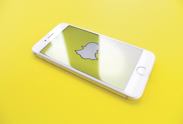 Entre las iniciativas de Snap se encuentran el desarrollo de las lentes de realidad aumentada (AR) y herramientas creativas exclusivas en México que incluyen colaboraciones con artistas locales.