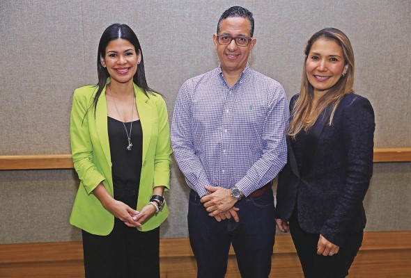 Vivian Imbert, Iván Real y Jemmy Guardia