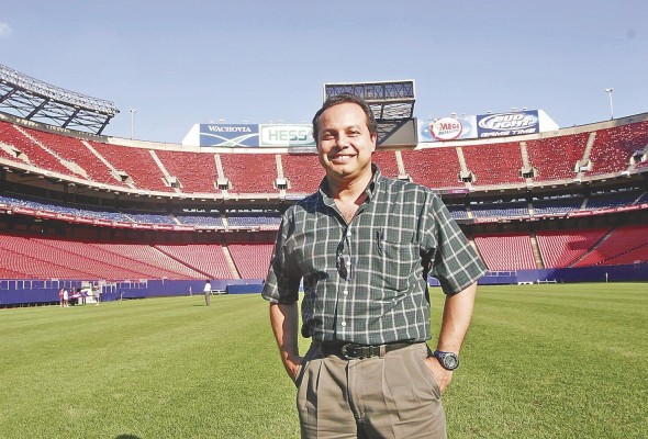 Fotografía de archivo tomada en julio de 2005 en la que se registró al entonces presidente de la Federación Panameña de Fútbol (Fepafut), Ariel Alberto Alvarado, en Rutherford (Nueva Jersey, EE.UU.)