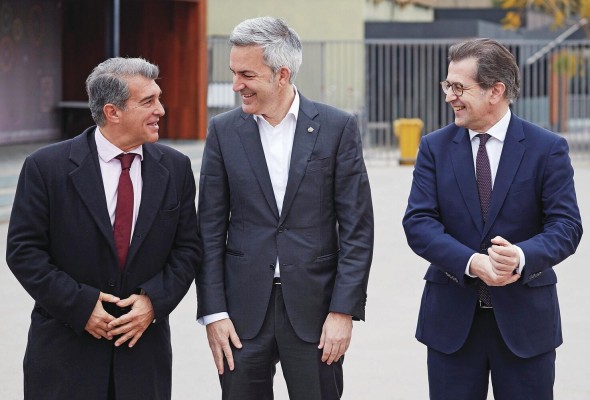Los candidatos a la presidencia del FC Barcelona, Joan Laporta, Víctor Font y Toni Freixa
