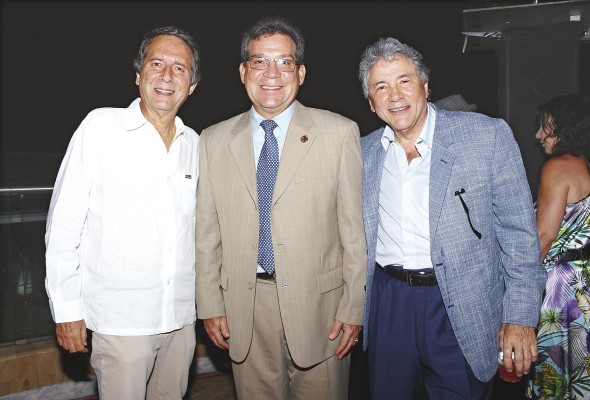 Manolo Cabarcos, Guido Rodríguez y Ramiro Rojas Pardini
