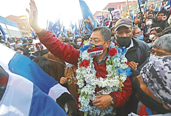 El candidato presidencial y exministro Luis Arce, del Movimiento al Socialismo, del expresidente Evo Morales, celebró este miércoles su primer gran acto de campaña en Bolivia.