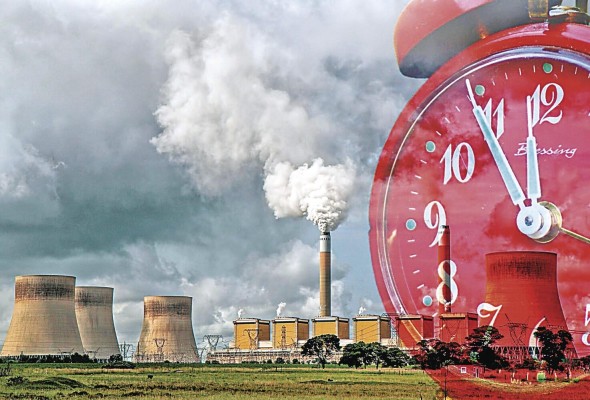 Las industrias son grandes contaminantes del ambiente.