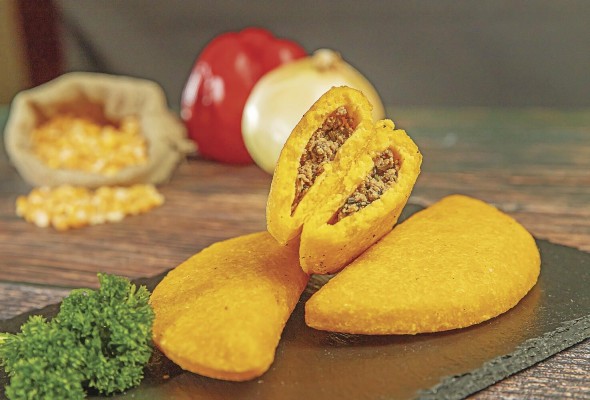 No todos los latinos comemos tacos, pero casi todos comemos empanadas.
