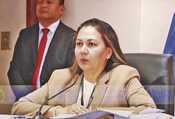 La jueza Baloisa Marquínez impuso una multa de $19 millones a Ricardo Martinelli como pena accesoria.