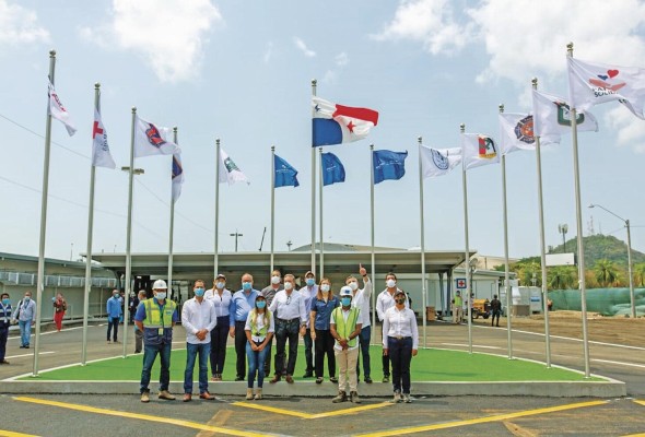 Entrega de llaves del Hospital Integrado Panamá Solidario
