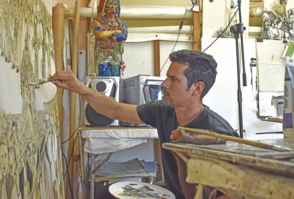 Yohy Suárez, artista plástico de origen cubano.