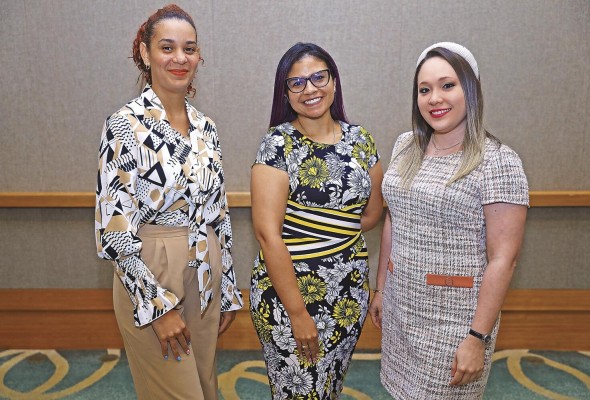 Ahyrima Aciego H., Zuriami Y. Rodríguez y Geraldine Velasco