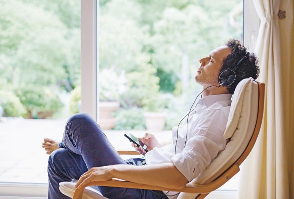 Vivir en el aquí y el ahora, y practicar la meditación hacen más llevadero el duelo.