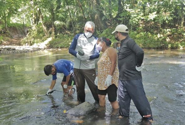 En Panamá se está capacitando a las comunidades para que aprendan a cuidar el recurso hídrico.