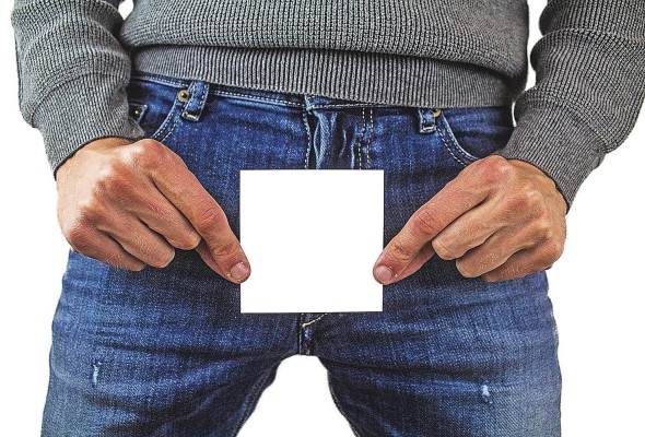 La mayoría de los hombres se perciben como poseedores de un pene pequeño cuando en realidad están dentro de los estándares promedio.