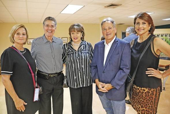 Cuqui Campagnani, Hernán Arias, Leticia de Arias, Juan Carlos Navarro y Tatiana Padilla