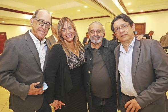 Hugo Santaromita, Dafne Gutiérrez, Ignacio Salvatierra y Víctor Mata