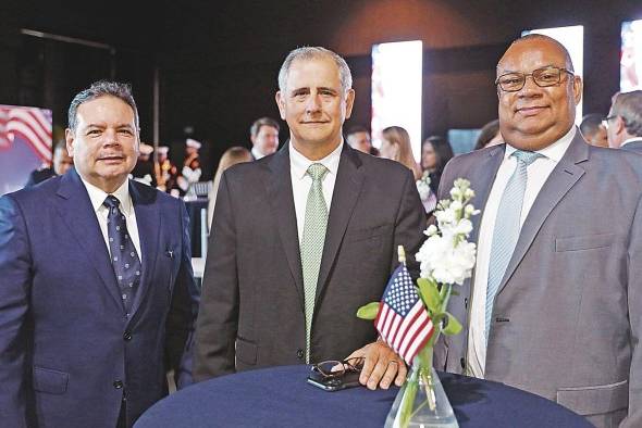 Juan Tejada, Juan Carlos Arango, Cirilo Salas