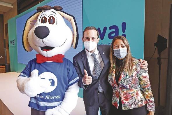 Sambo, Juan Melillo y Carmen Ortíz.