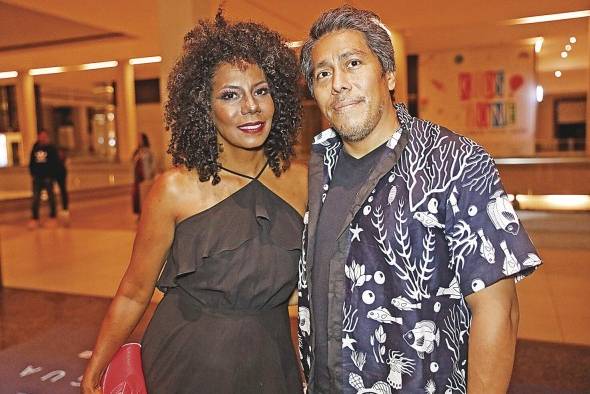 Yinoris Oporta, Carlos Tibbet