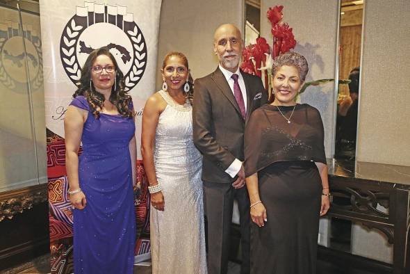 Sonia Díaz, Annie Dooner, Jamal Abuagila e Ingrid Picado