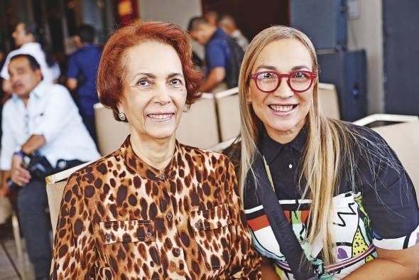 Tirza de Stagg y Thyrza Guerrero