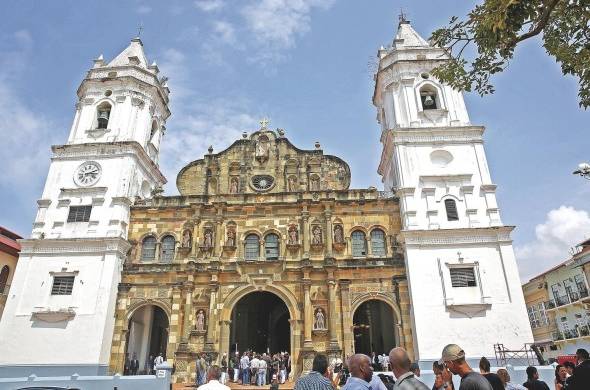 La Catedral Basílica Santa Maria la Antigua de Panamá, también conocida simplemente como Catedral Metropolitana.