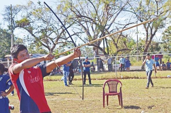 El tiro con arco forma parte del programa de competencia en los juegos nacionales y mundiales indígenas.