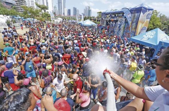 El Carnaval de Panamá es una fiesta que atrae a personas de todas las edades y de todas las partes del país y del extranjero.
