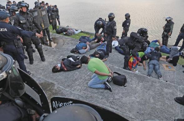 Universitarios y periodistas fueron agredidos durante la represión policial del pasado miércoles.