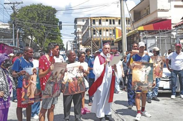 Vía Crucis con personas en situación de calle.