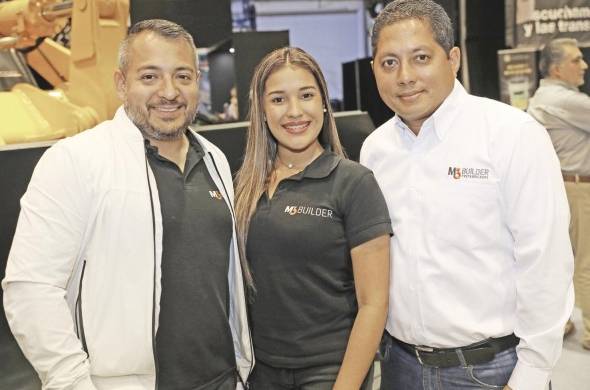 Daniel Morales, Paola Atencio y Acxel Castrellón