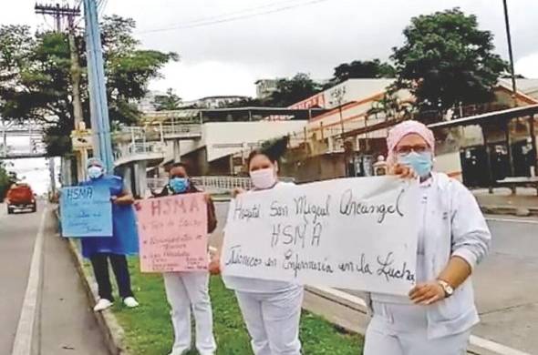 Personal del Hospital San Miguel Arcángel protestan por falta de recursos