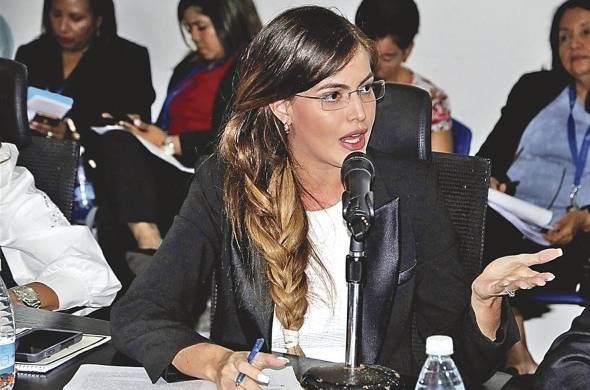 Arjona dijo que Roux le dijo que la veía con buenos ojos para el cargo de alcaldesa de Panamá.