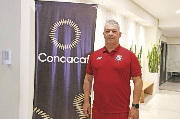 El técnico de la Selección Nacional de Futsal, José Botana, en las horas previas al partido frente a México.