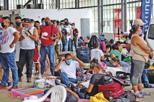 Ciudadanos de Nicaragua se concentraron en las instalaciones de la Gran Terminal de Transporte para su traslado.
