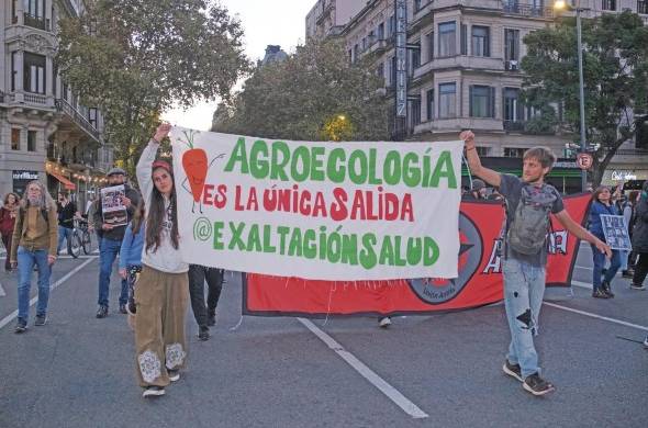 Manifestación en Buenos Aires, Argentina, que reclama la agroecología.
