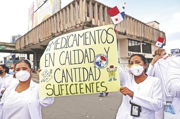 Miembros de la Asociación Nacional de Enfermeras de Panamá se unieron a las protestas.