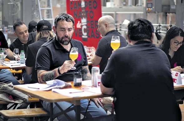 Noel Sánchez ha participado de un sinnúmero de competiciones de cervezas como juez junto a eminencias de la industria