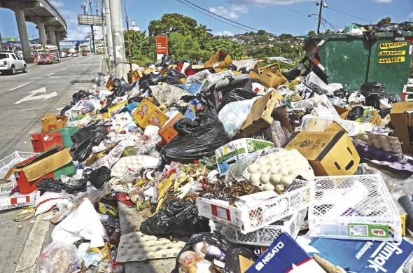 En las últimas semanas, en la capital panameña se agudizó la crisis de la recolección de desechos.
