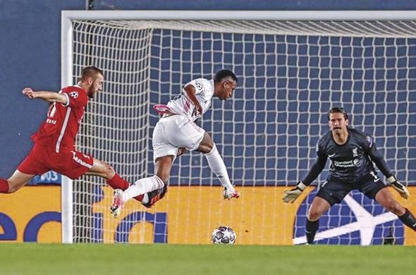 El Real Madrid llega con una clara ventaja en la definición de los cuartos de final de la Liga de Campeones, después de la victoria 3-1 sobre el equipo inglés.