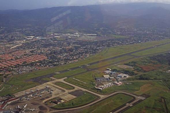 El plan de expansión del aeropuerto de Tocumen tiene como objetivo aumentar su capacidad para llegar a recibir unos 24 millones de pasajeros y realizar unas 300.000 operaciones aéreas anuales de aquí a 2039.