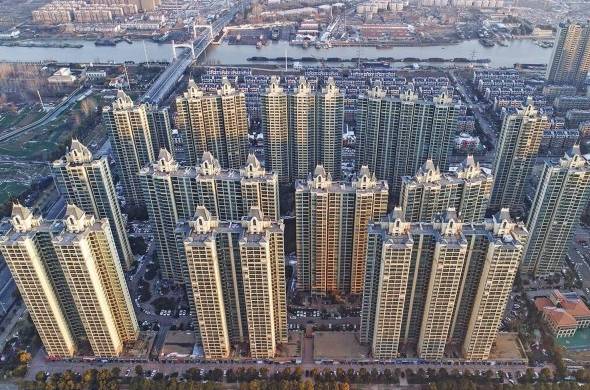 Evergrande mantiene 1,6 millones de apartamentos sin entregar en diversas ciudades pequeñas de China.