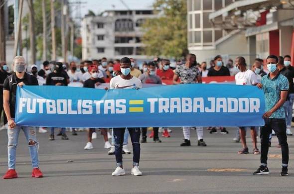 Los futbolistas luchan en Panamá por el derecho a ser reconocidos como trabajadores, al igual que se da con otras profesiones.